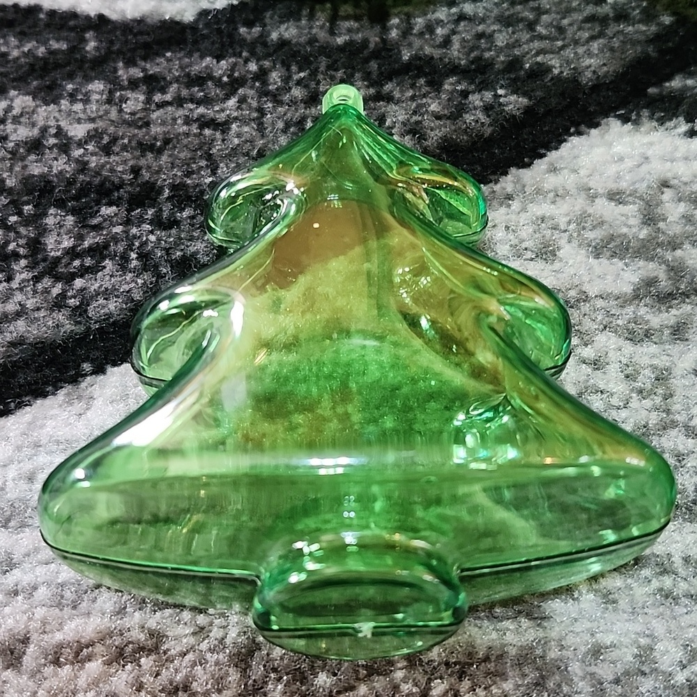 VINTAGE FILLABLE GREEN PLASTIC CHRISTMAS TREE SHAPED ORNAMENTS PRICE FIRM - Picture 3 of 9